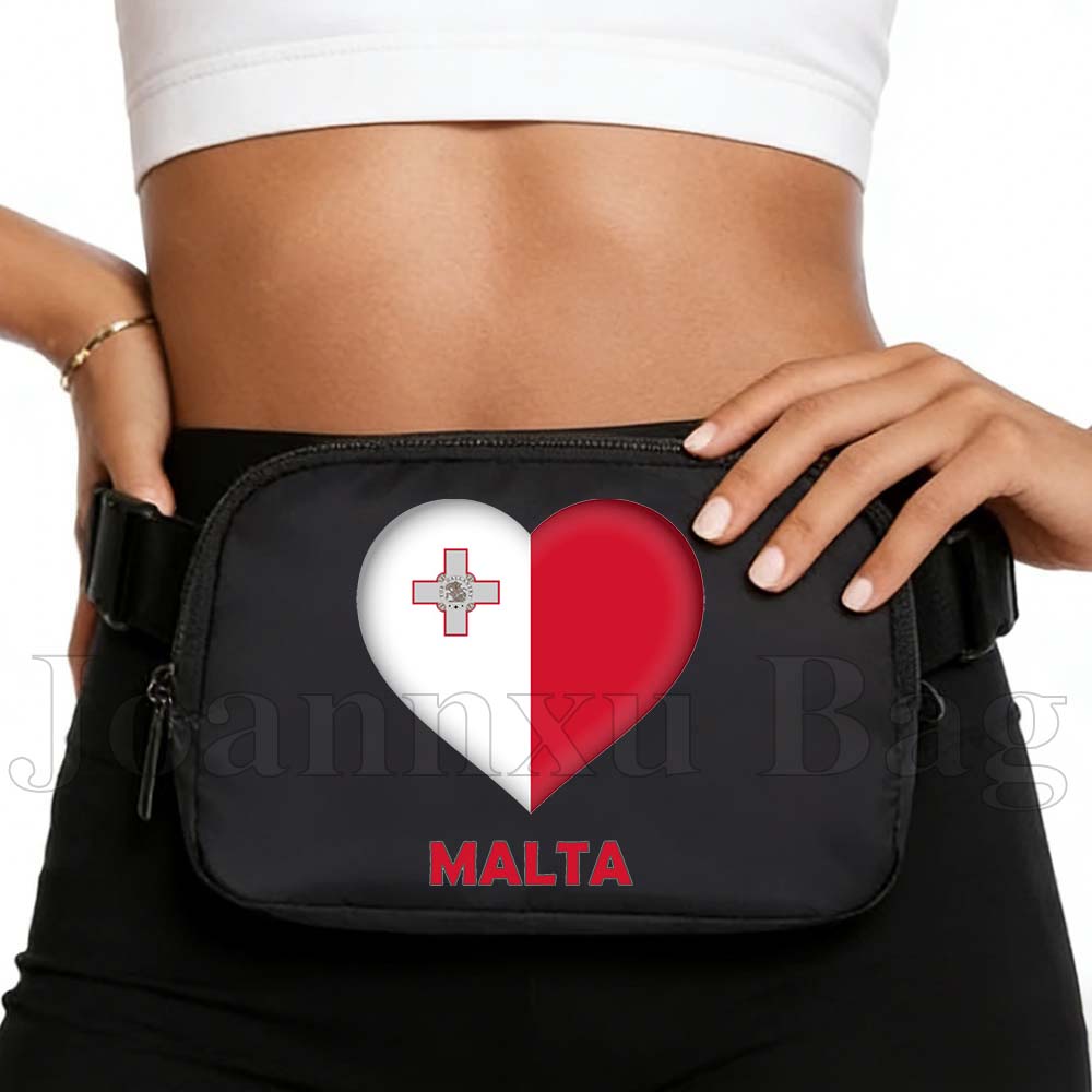 Malta Heart Flag Chest Mobile  - Women Bags Malta recension och pris